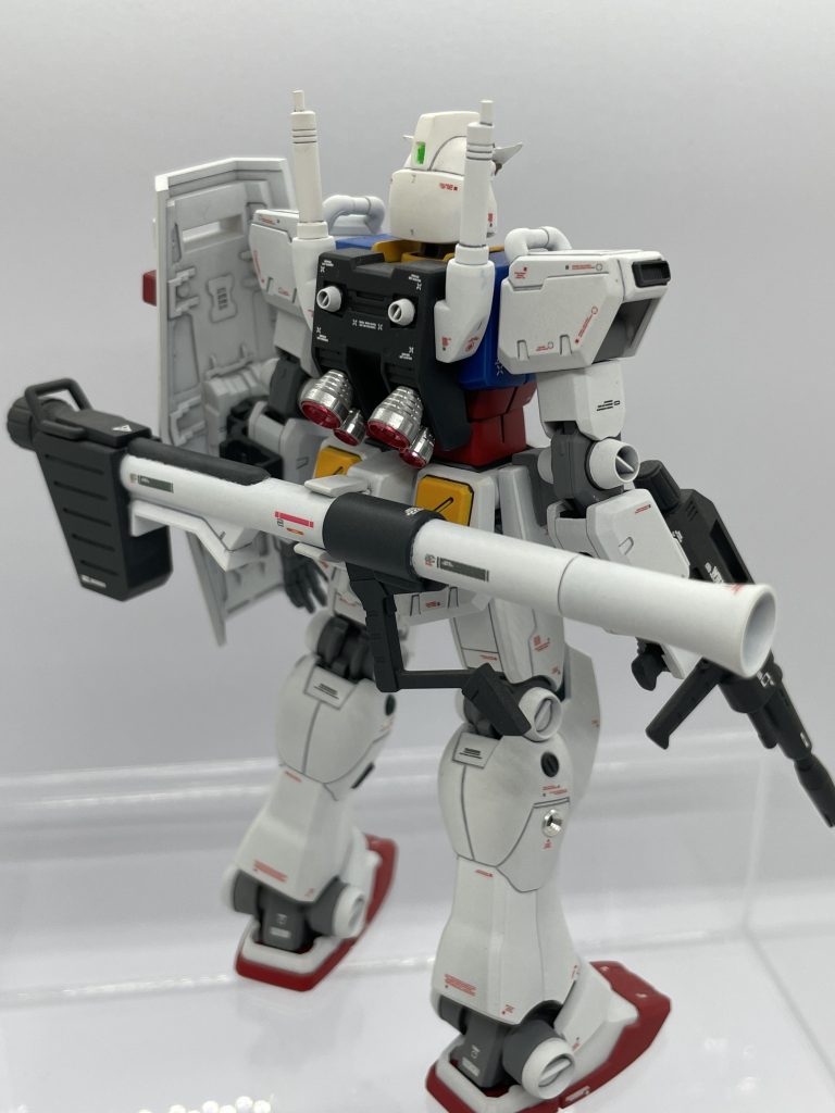 この頃はメタルパーツが好きでよく使っていました。まだエアブラシを買う前だったのでスプレー缶で塗装しました、白がうまく塗れなくて厚塗りになった覚えがあります😅