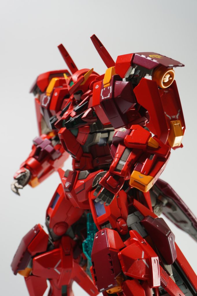 フルアーマー感でてるけど、高機動形態！