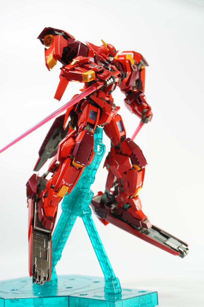 宇宙の赤いノルディックスキーヤー