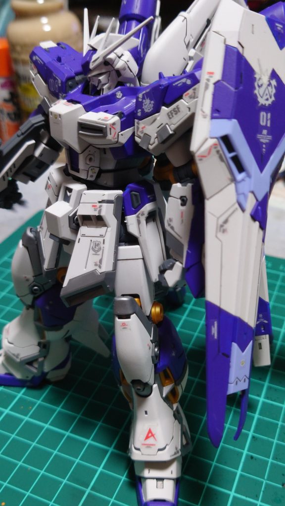 RG ハイニューガンダム–4枚目/制作者：A.K.I