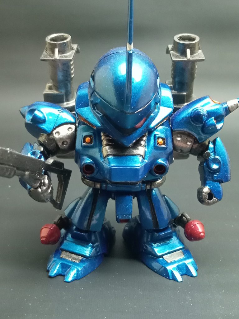 太モモ部分を造って脚を延長してます