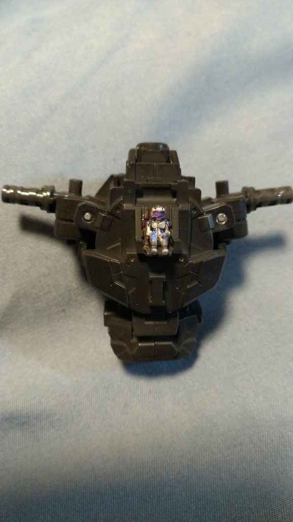 見えなくなるのに、やっぱり塗装します。