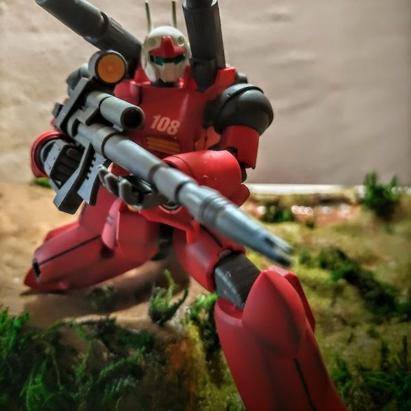 百均産ジオラマとガンキャノン+陸ガン