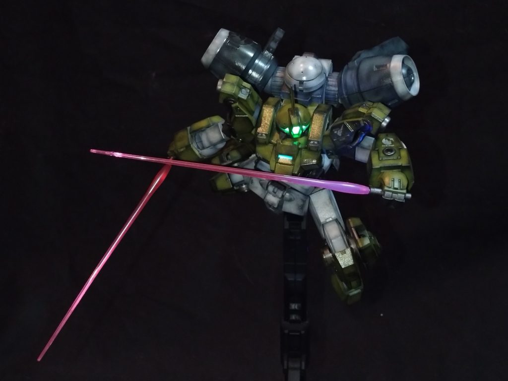 頭部に角度が付けられないため突撃スタイルはちとやりづらかった(^_^;)