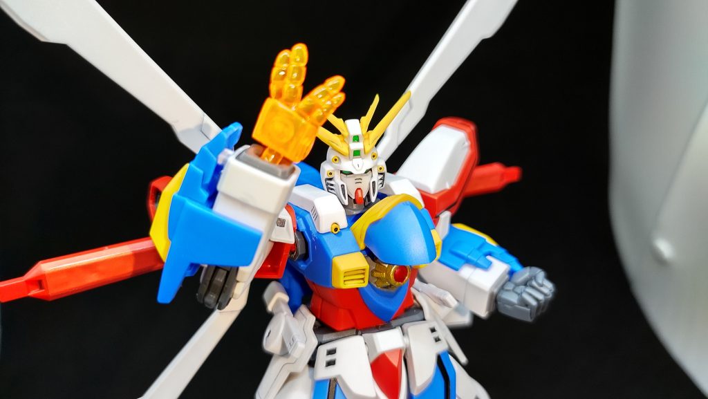 俺のこの手が真っ赤に燃えるゥ！