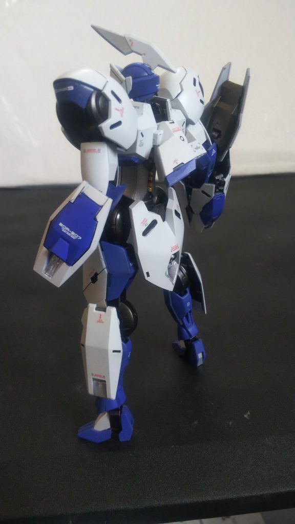 そして作品の納品日が6月17日18日と告知され完成したのが11日でした😅基本、土日の数時間しか時間が取れないしデカールを貼る段階で何故かデカールハイになり貼りまくってしまい焦りました😅