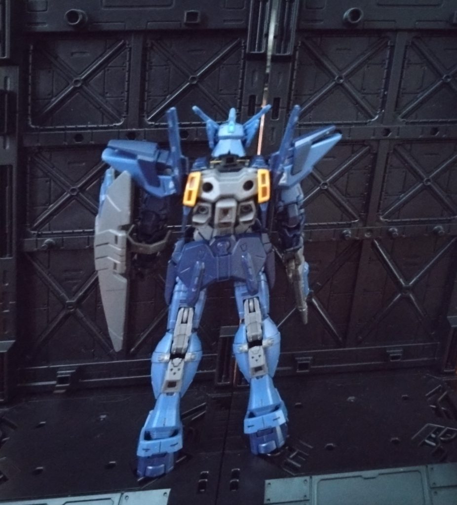 たぶん別売りのオプションパーツは買わないと思いますwそれはそうと、もうすぐSDコンが開催らしいですが、コンテスト用のSDガンプラを作るかどうか検討中。作るとしたら……① 普通に作る② 普通に作ったのではモチベーションが上がらないので完全に趣味に走って作りたいものを作る③ 趣味に走ったものを作ると消されかねないし普通に作ったのではモチベーションが上がらないので参加しない④ そんなのは無視して作りかけのFAG金剛を作る……どうするか、私的には③か④もあり得るw