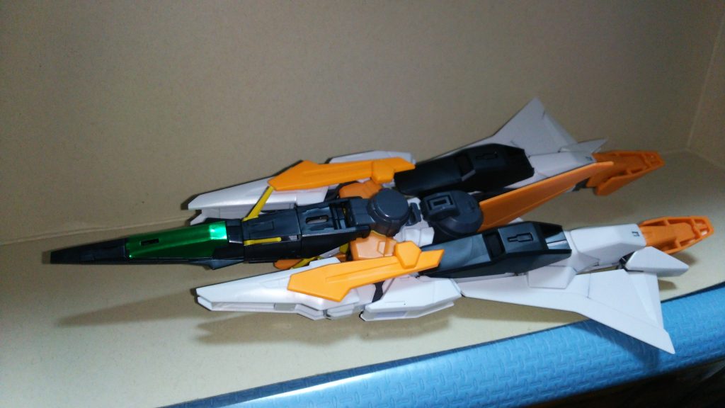 此方も勿論❗変形しますヨ~‼️だいぶ「出がらし」感は否めませんが😅まぁ、支援機程度にお考えください🎵