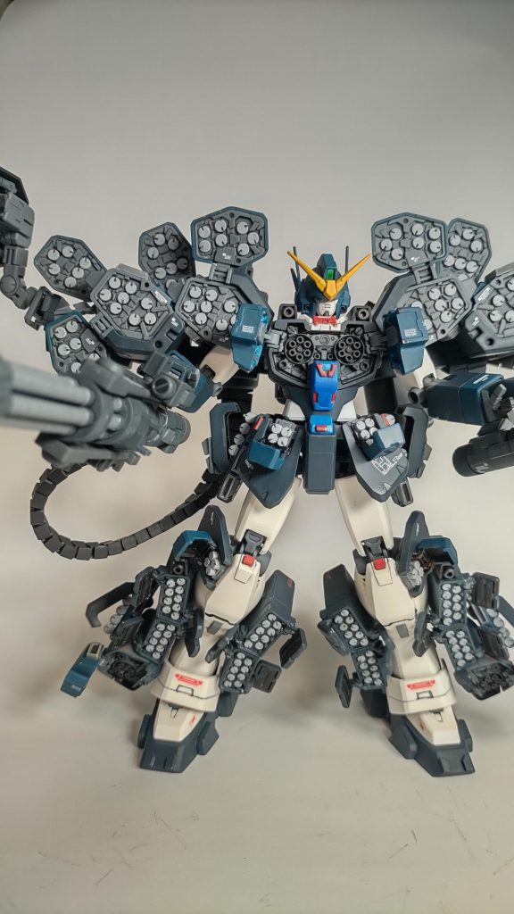 フルオープンアタック時のミサイル同時発射数は192発です(多分)200には届かなかったのが残念です。