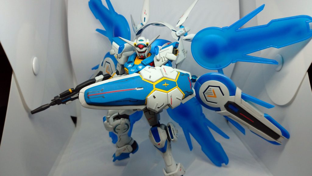 リフレクターモードリフレクターもグラデーションをかけてますシールドの青はクリアーパーツでしたが、アニメでは本体の青と一緒だったので塗装しています。