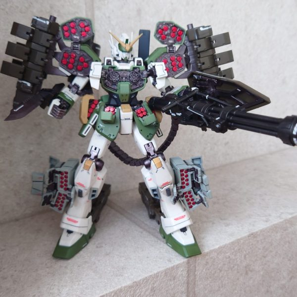 ガンダムヘビーアームズEW イーゲル装備