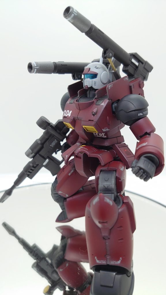 スミ入れは嫌いだからしてません。デカールは「あしたのデカール」と言うちょっと変わった品名のラインデカール白で艶消しトップコート仕上げ。