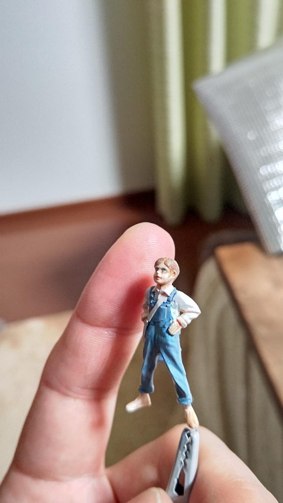 瞳を入れるのが苦労しますが上手くできるといい感じに。