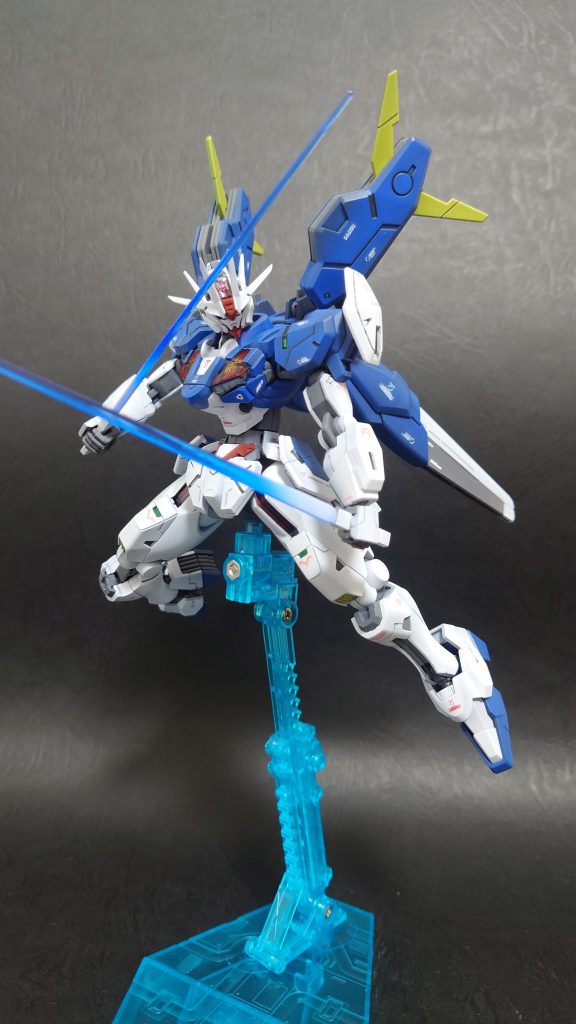 ビームサーベル二刀流。ビーム刃部分はグラデーションかけてあります。