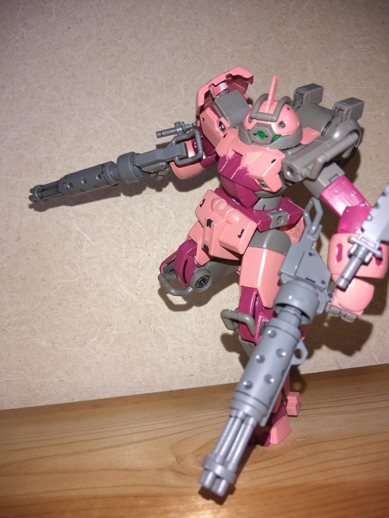 THE ORIGINのリミッターを解除しての限界機動をイメージしたポージング。スタンドなくても片脚立ちのポージングが出来るのは水星キットのスゴイところですね。