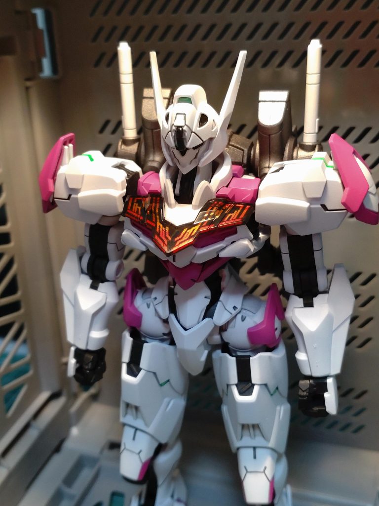 ろうそくみたいでキレイだね✨–2枚目/制作者：@toyohikaru1983