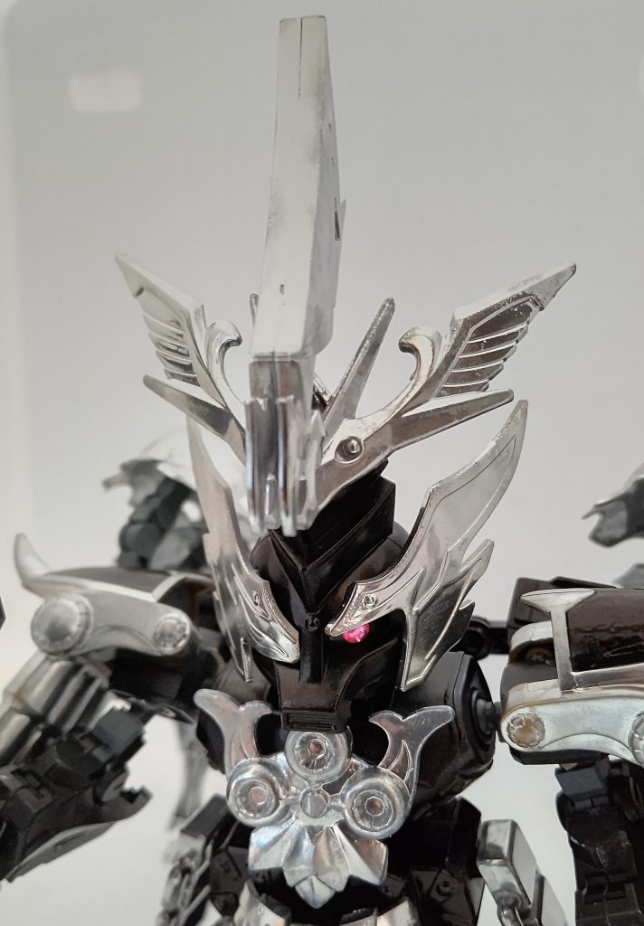 董卓の目はジェルシールを使用しました。ギョロッとした感じは出てますかね?