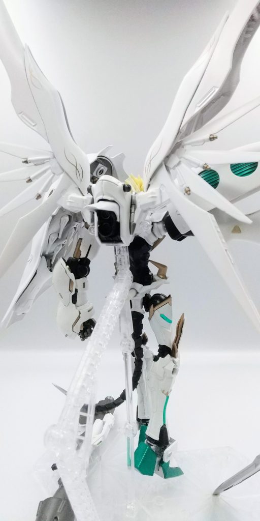 斜め後ろからです。