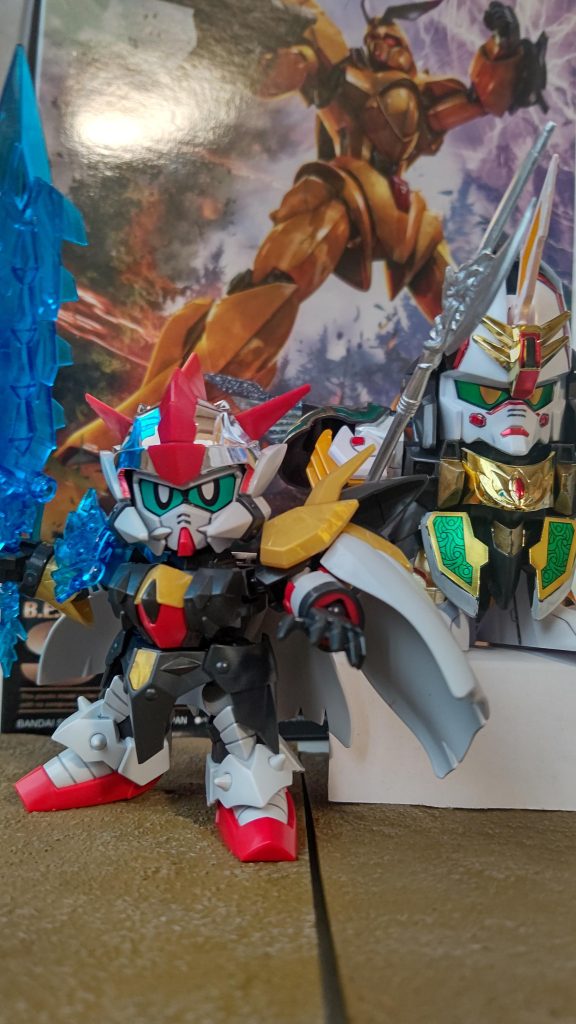 ガンダムと言いつつモチーフはシャッコーという。漫画読んでた当時は全然気付きませんでした。