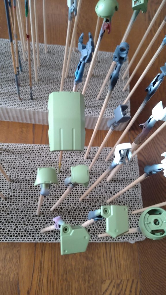 最初は緑っぽかったのですが