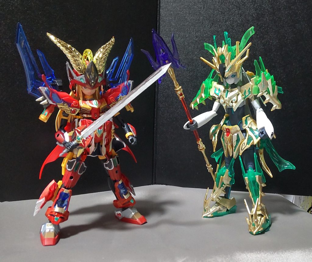 30MSのと比べてみる。SDガンプラの上半身を使っていない分、メイちゃんのほうがスタイリッシュに見えますね。