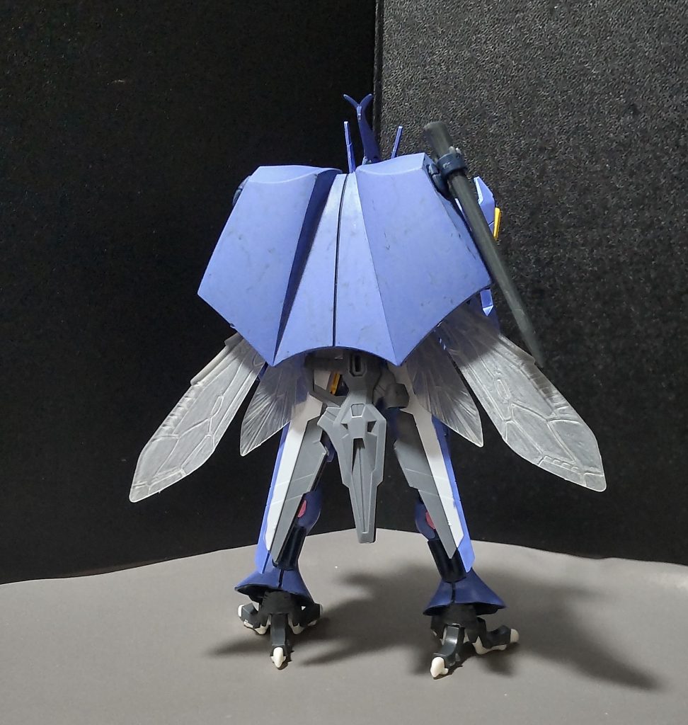 オーコンバーターはバックパックに付けてあるので、外すことが出来ます。