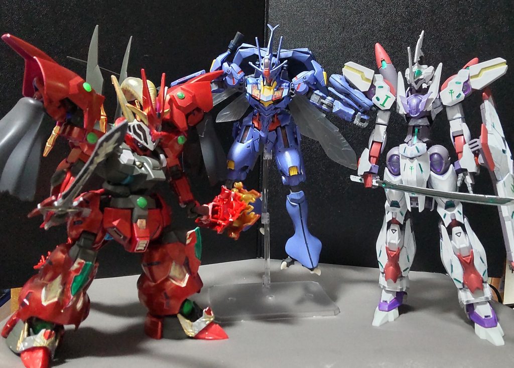 ダンバイン風のシンセー開発機構ヘビーメタルやモーターヘッド風のグラスレーリュー等のSDロボット風のジェターク社…色々作ってきましたが、鉄血シリーズなども混ぜてスパロボ風な集合絵でも作ってみようかしら?