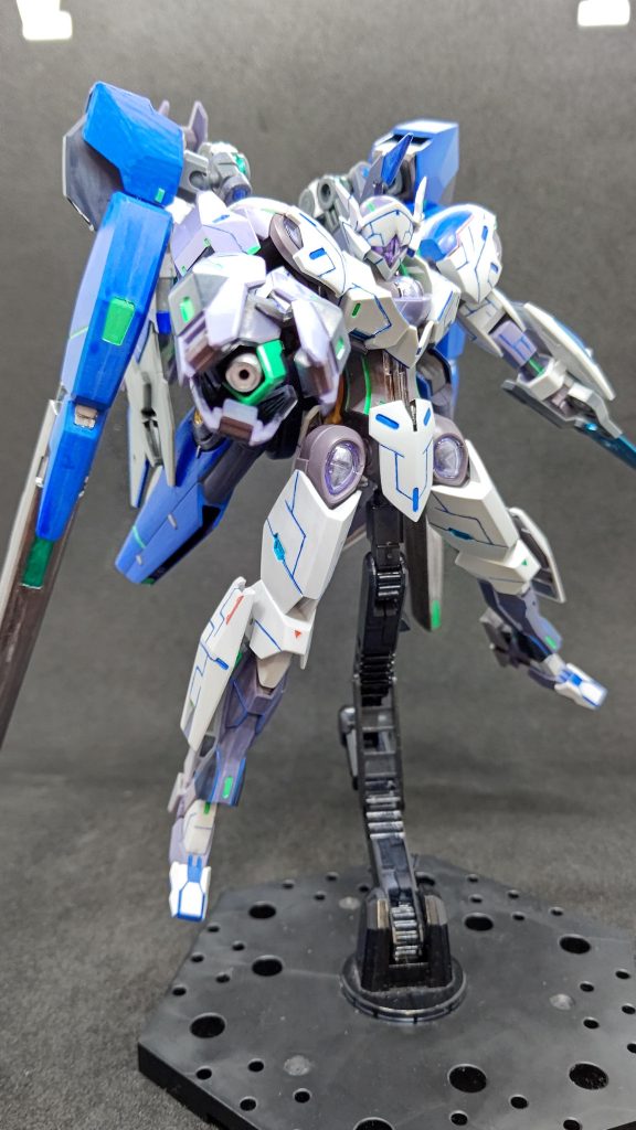 そして、この支援機とドッキングし機動力・火力強化した、ミストルテイン