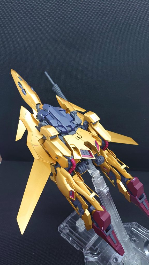 二度と姿を見ることはないと思われるウェーブライダー。可変が難解すぎます。