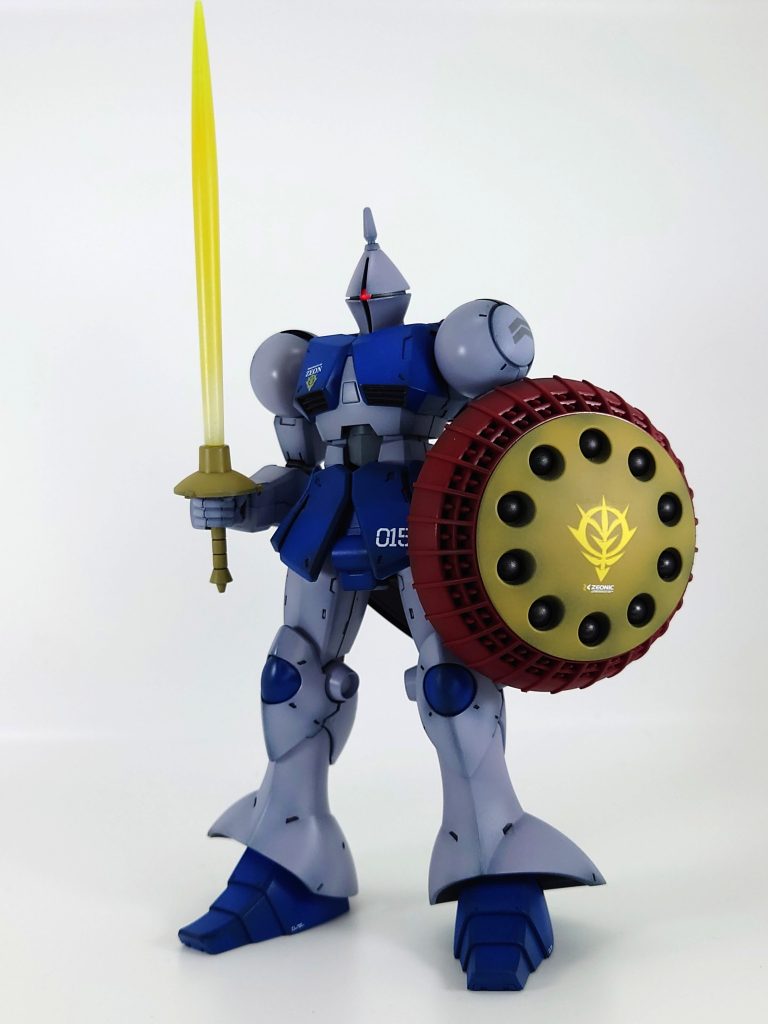 カッコいい箱絵寄りに調色しました。いつもの黒立ち上げからのグラデーション塗装です😄