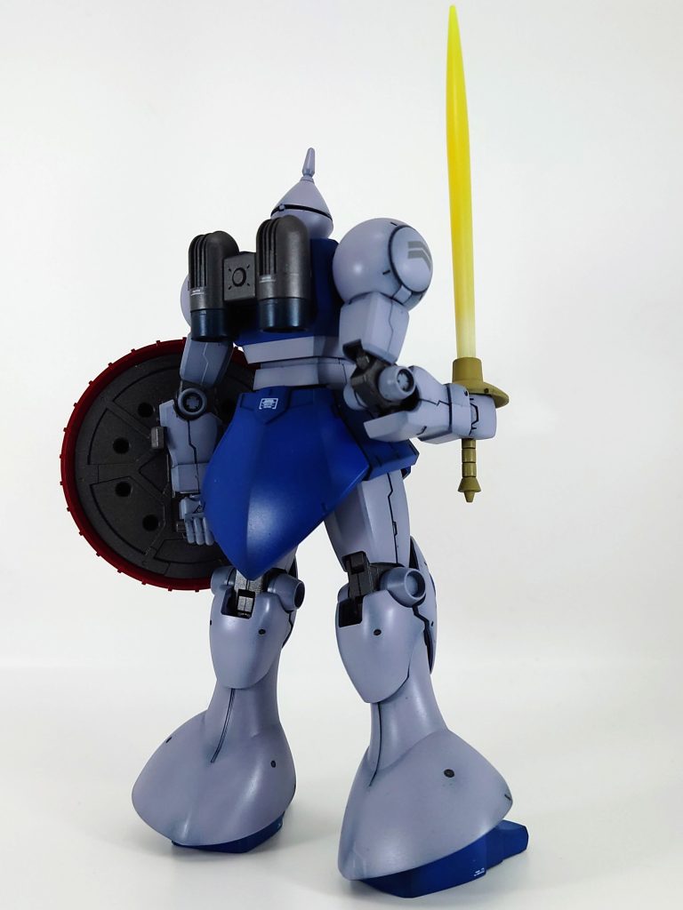 バックパックはメタリック塗装でブースターは青焼け風に🙂