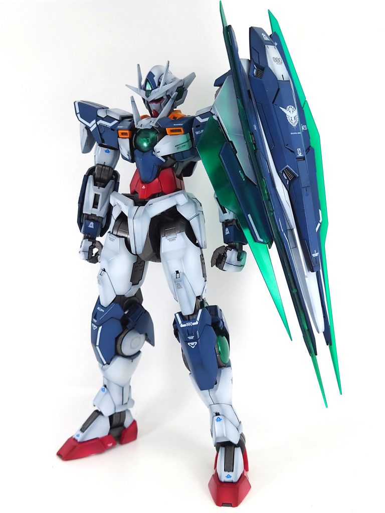 いつも通りの立ち上げ塗装です。白い機体はグラデーションが良くわかりますね☺️