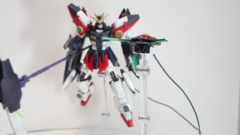 GNシザーテイルテイルブレードのように動かすことが可能下部には砲門があり、ビームを撃つことが可能