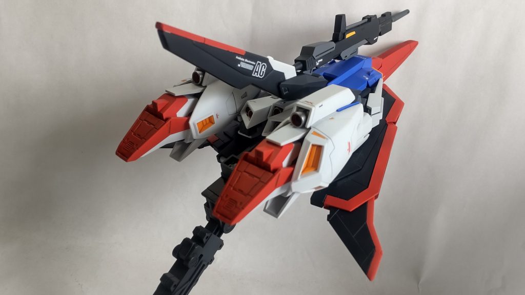 ウェイブライダー背面。スラスターが密集してるの合理的で好きです。機能美。