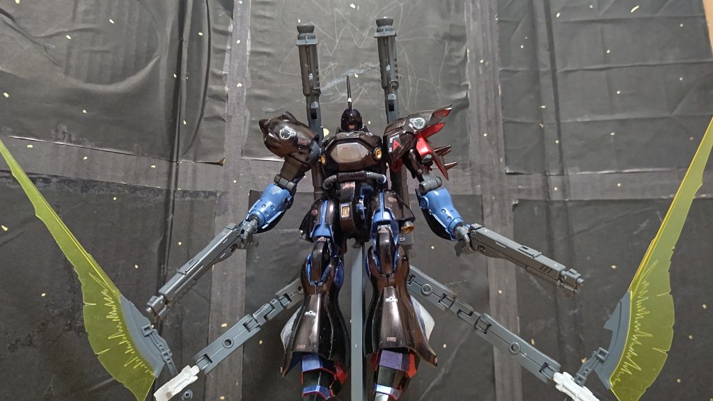 戦場に降り立つアサルトケンプファー！