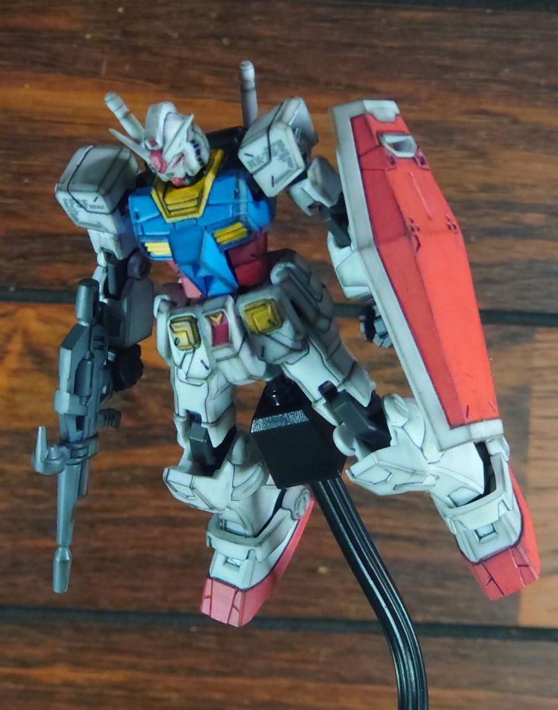 なんだかんだ素立ちに近い感じでも十分イケてる気がします。