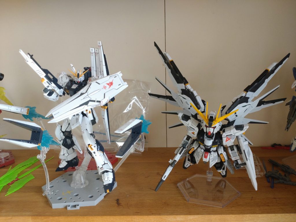 ＲＧと並べて。なかなか違和感なく仕上がったと思います。