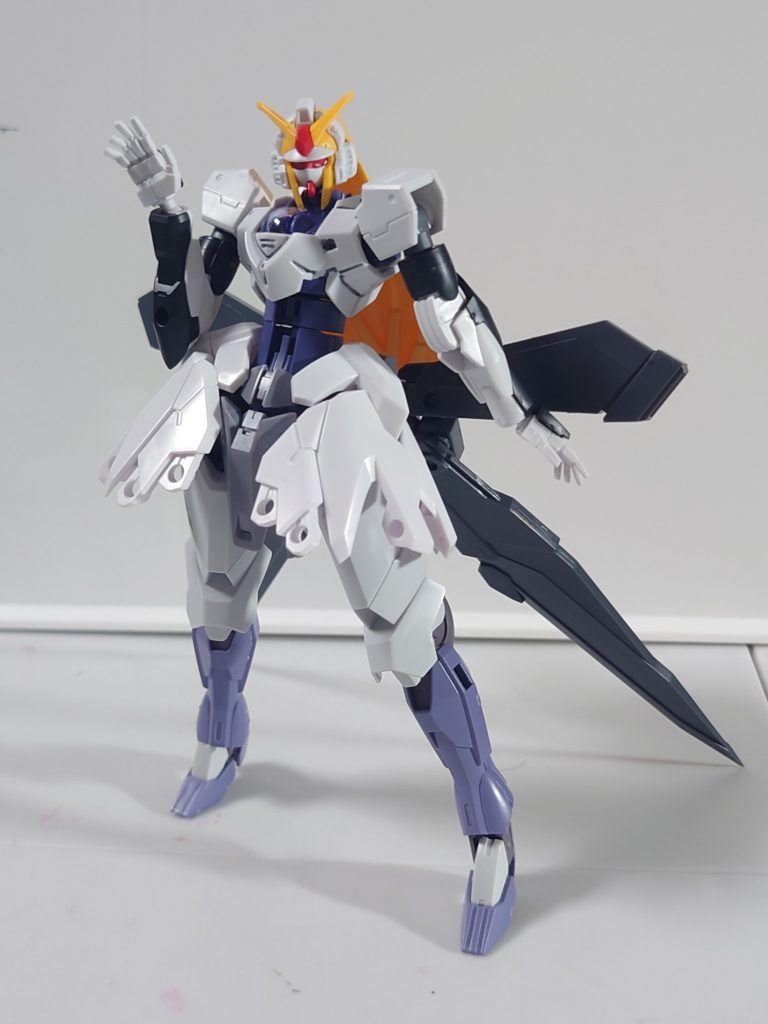 塗装前ここからリボンを小型のものに変更しました。