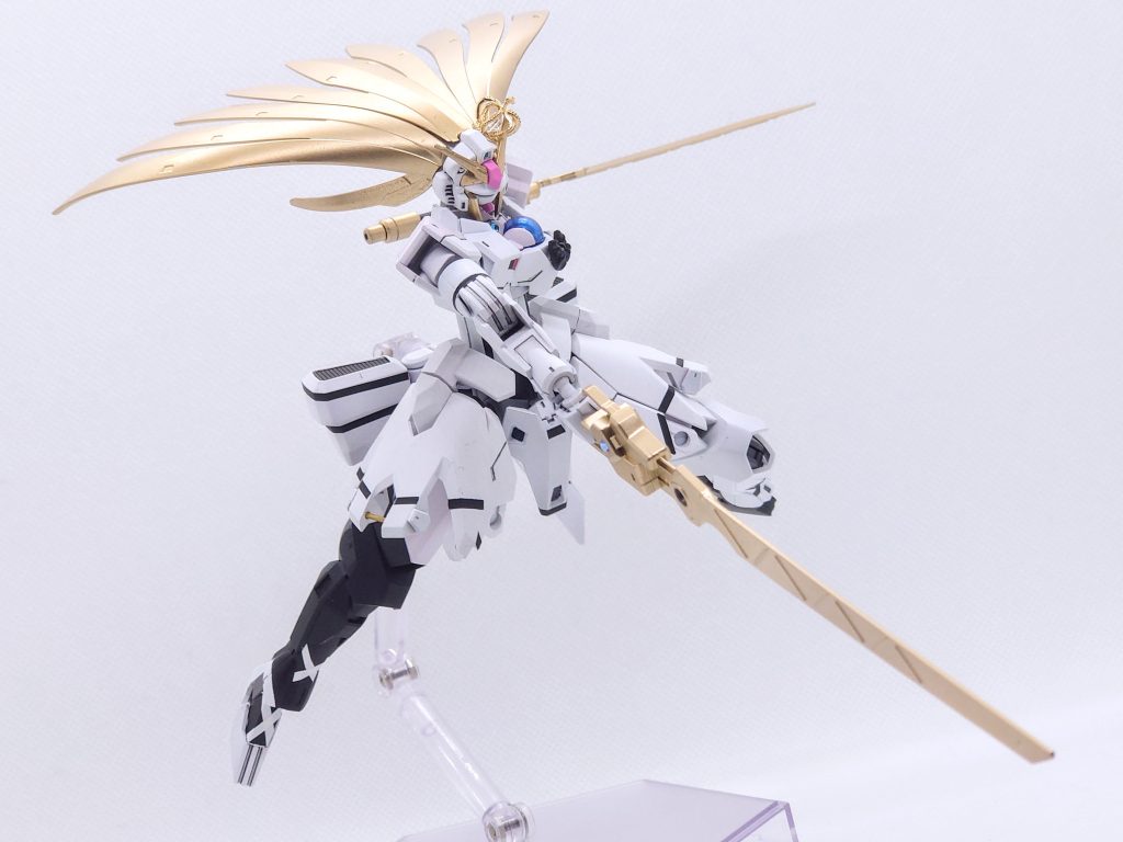 分割して双剣にもなります。