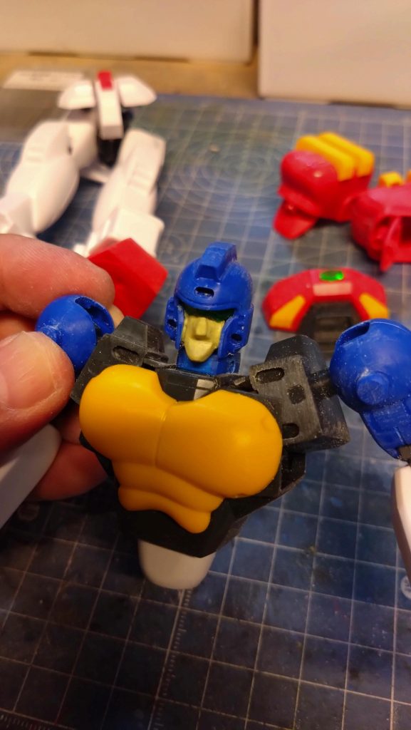 せっかくなんで、それっぽい顔を作ってました😅