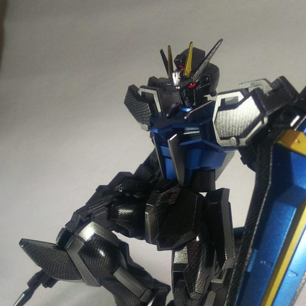 カーボン塗装 ストライクガンダム
