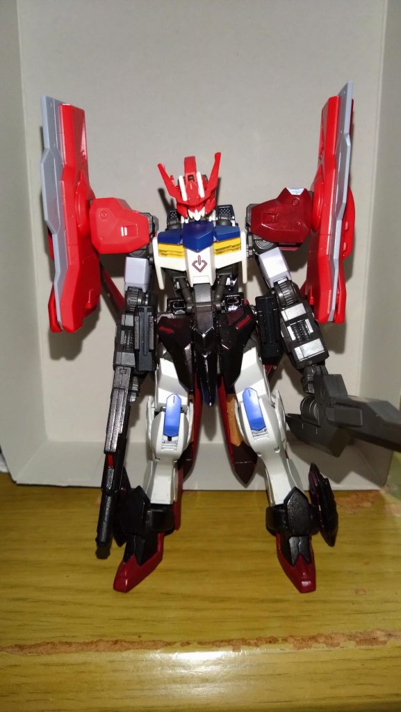 スランプだったとき、適当にミキシングしていたらこれだ！と、なりました(一部パーツはモラクスに使用していた部位を採用…初めから塗装されてるのはその名残り)