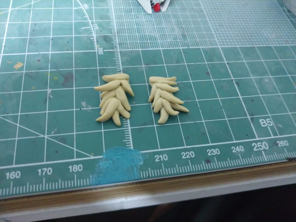 髪はエポキシパテで製作しました。