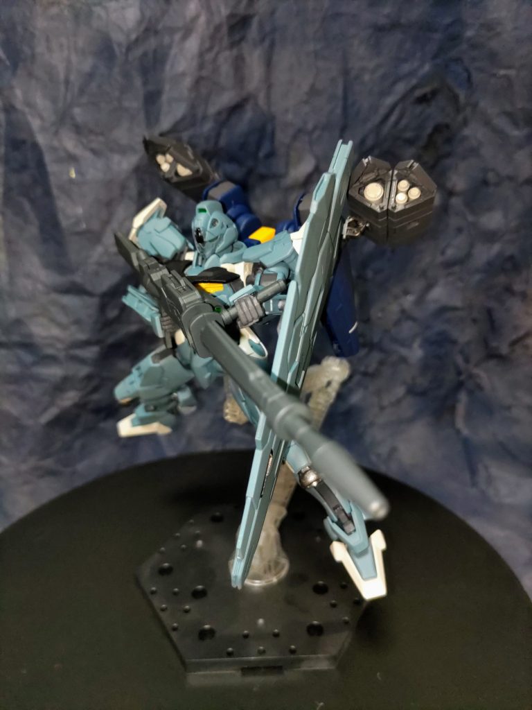 ミサイルランチャーとロングビームライフル