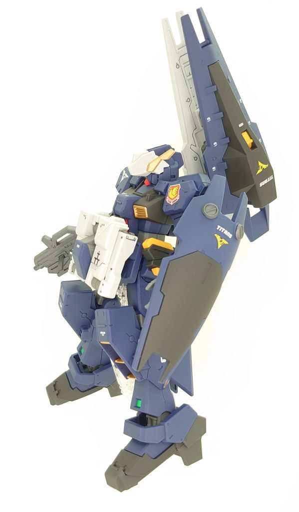 合わせ目消し、部分塗装、墨入れ、デカール、トップコート仕上げです。梅雨時期に入りどうしても塗装工程で足踏みしがちになりながらも、頑張って製作しました。