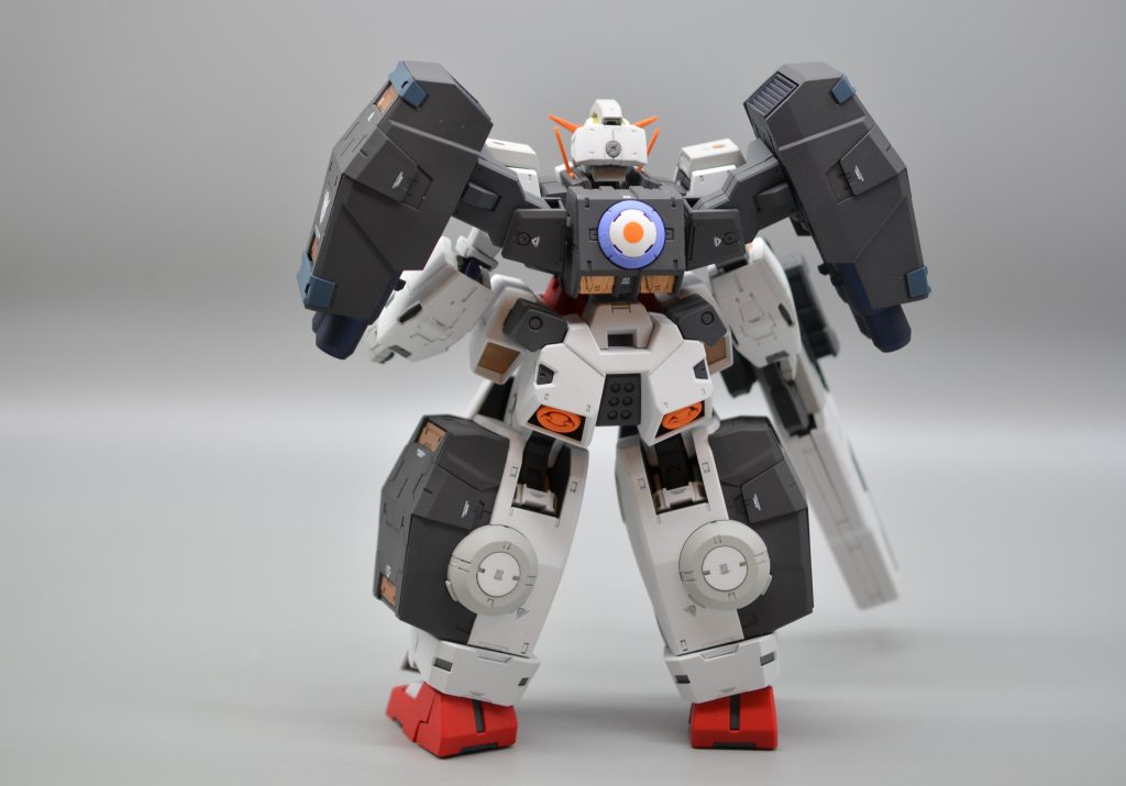 背中にはコミュニティのマークを塗装してあります。