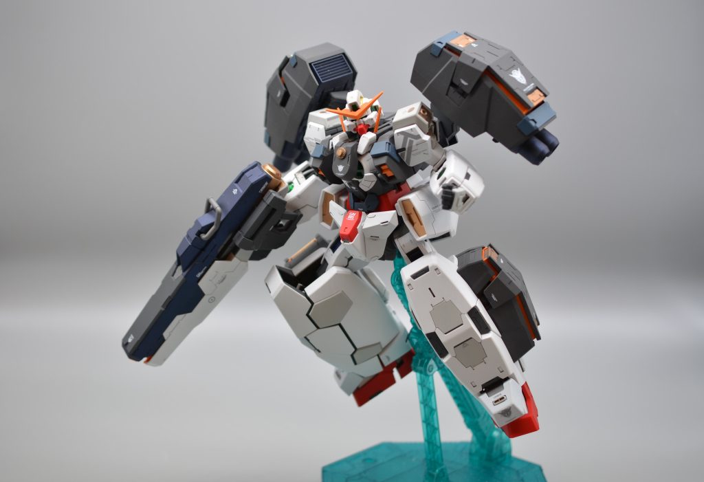 この状態だとポーズの制限が厳しいですね～バズーカも重いし！