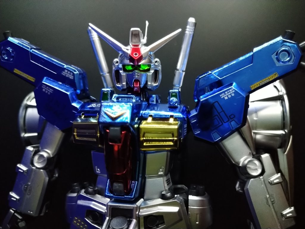 細部。サブカメラは光りません(笑)