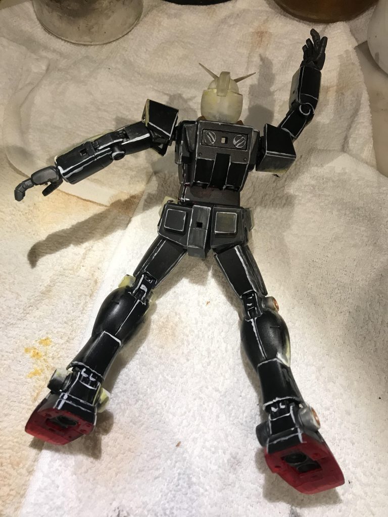 背面にガイドエッジを入れるこの後にラインを整えていきます。