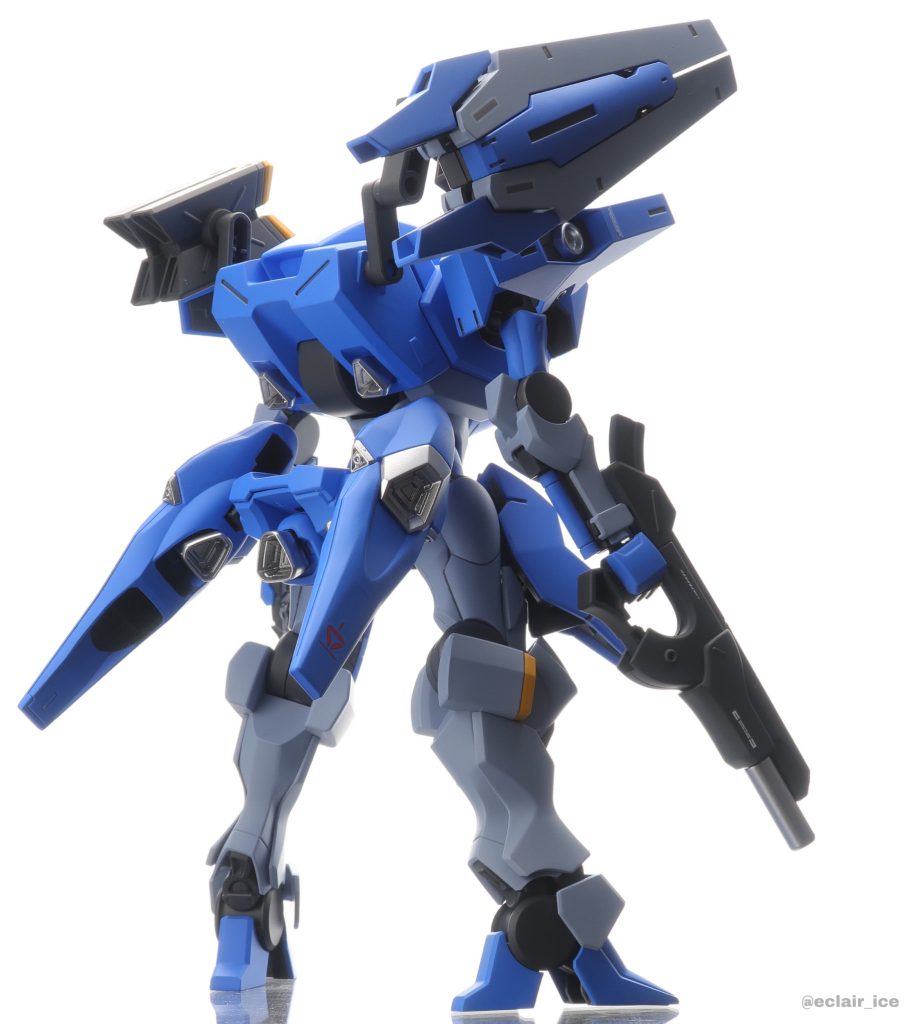 バックショットカラーリングはオリジナルです。青色なので「青い機体」コンに参加させていただきます。